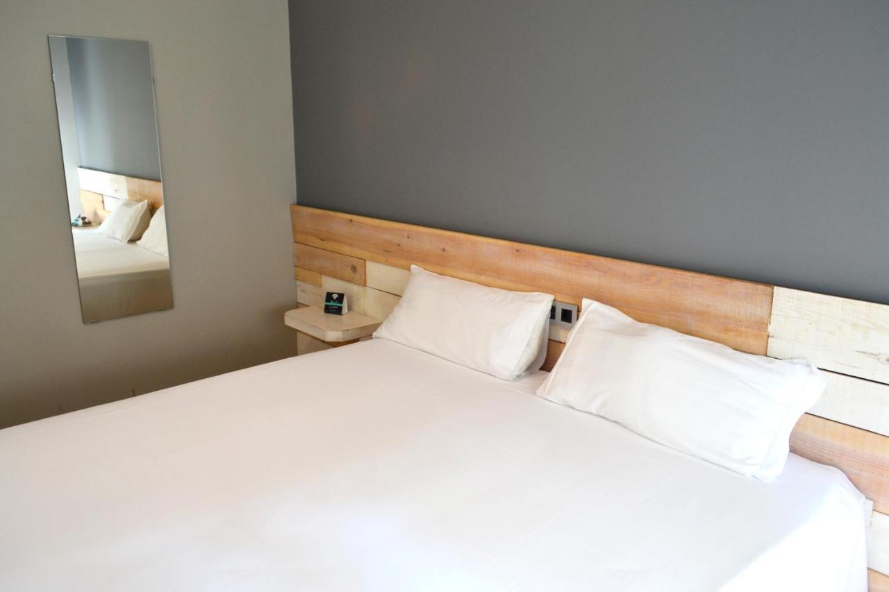 Hotel Alda Estacion Віго Екстер'єр фото