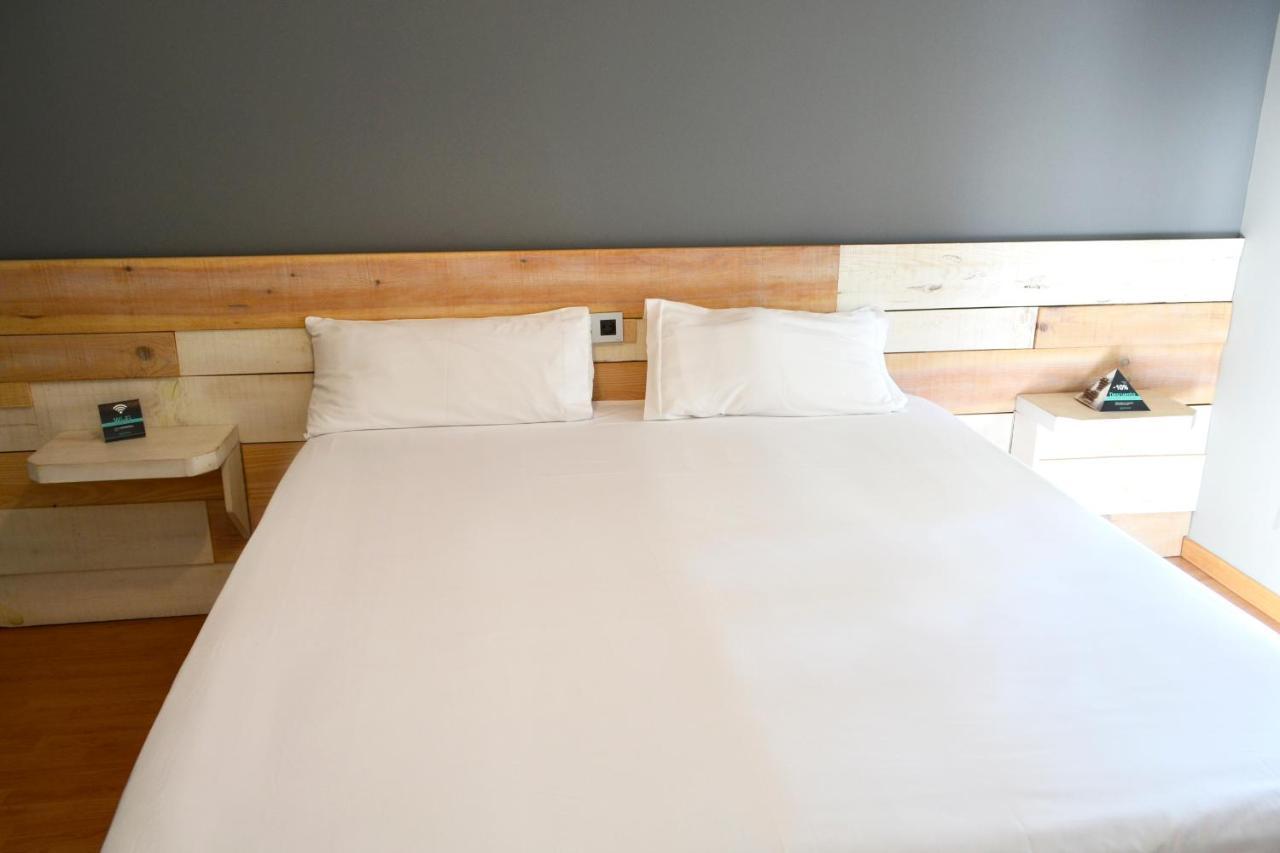Hotel Alda Estacion Віго Екстер'єр фото